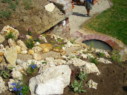 Kerti t�, csobog� Balatonalm�di 9. k�p